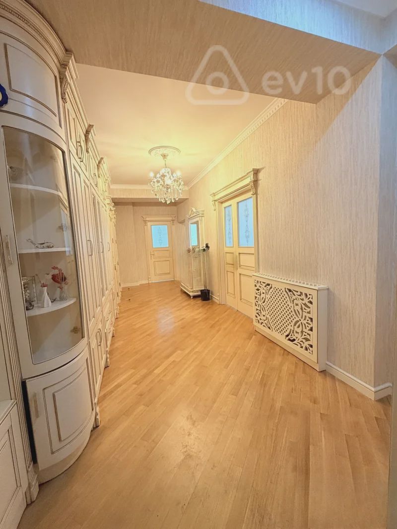 For sale: 3-room apartment (new building), 130 m² — Mənzil, Bakı (6)