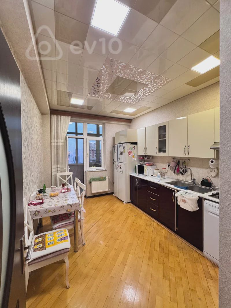 For sale: 3-room apartment (new building), 130 m² — Mənzil, Bakı (10)