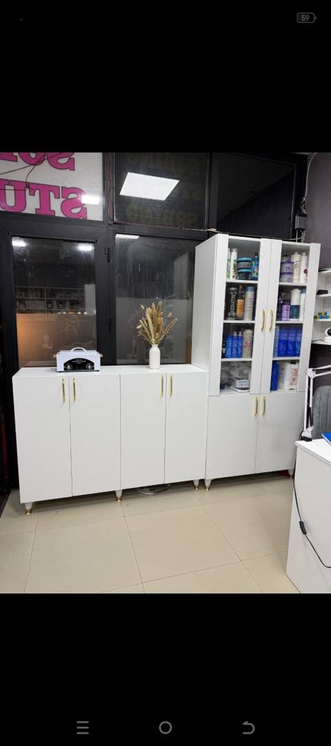 Gözəllik salonu üçün dəst mebel2 biyerd Tərkib: - 1 ədəd vitrinli — 140 ₼ · Баку · Salon mebeli Gözəllik salonu üçün dəst mebel2 biyerd Tərkib: - 1 ədəd vitrinli — Баку