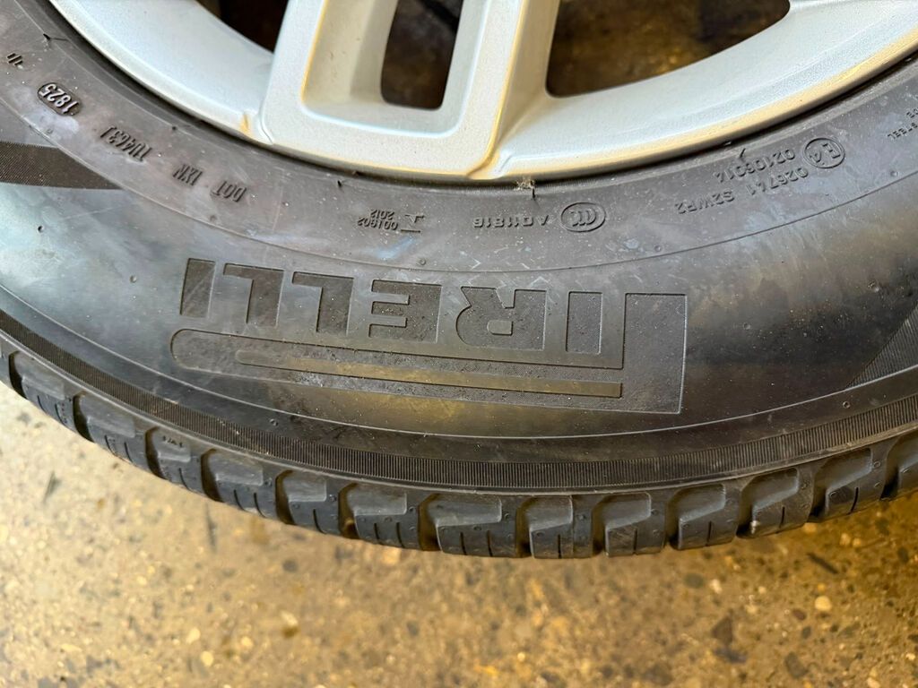 Land Rover orijinal yüngül lehimli disk + Pirelli təkər komplekti — Diskləri, Bakı