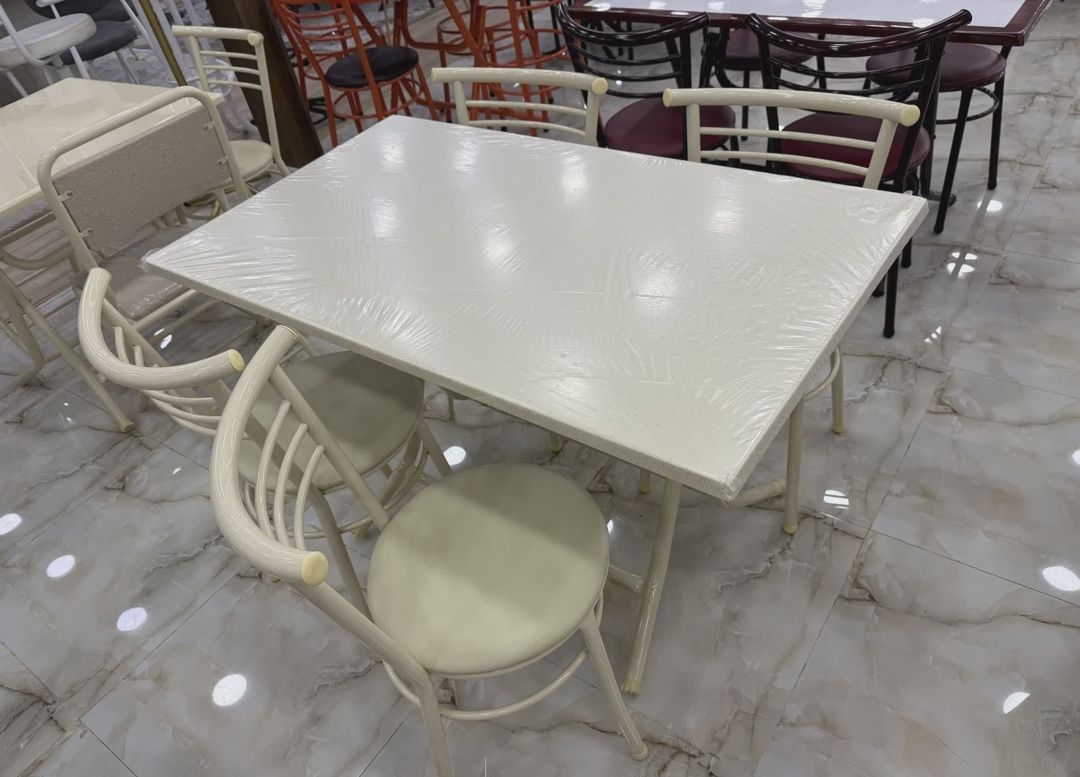 Plastik restoran və kafe stulları — Mebel, Bakı