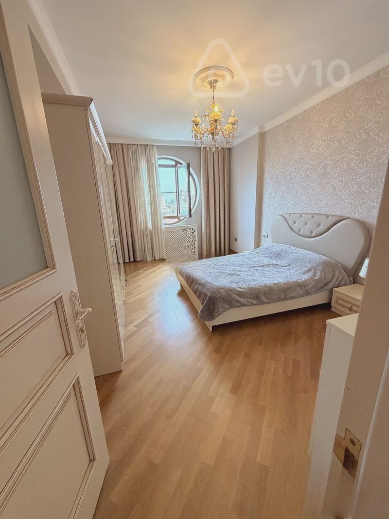 For sale: 3-room apartment (new building), 130 m² — Mənzil, Bakı (3)