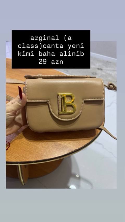 A-class “B” loqolu qadın çantası - Rəng: bej - Material: hamar süni — 29 ₼ · Sumgayit · Çantalar, çamadanlar, cüzdanlar A-class “B” loqolu qadın çantası - Rəng: bej - Material: hamar süni — Sumgayit