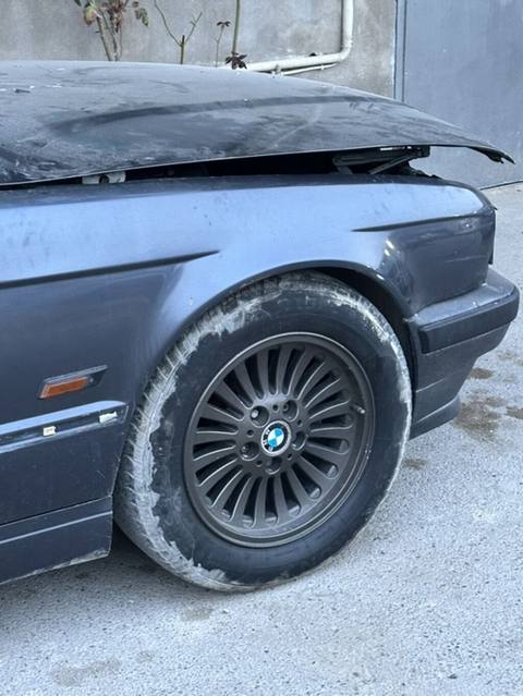 BMW orijinal çoxşüalı yüngül lehimli disklər (4ədəd) – klassik dizayn — Баку