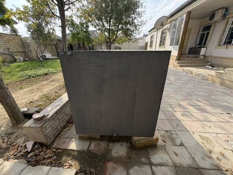 Dəmir çən satılır Eni 120sm Uzunluğu 240sm Hündürlüyü 120sm Həcmi 3.5 — Masazir