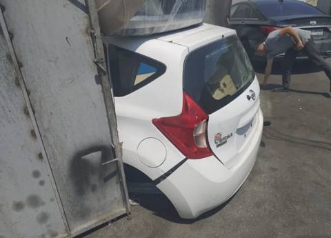 Baqaj qapısı Nissan Note — Baku