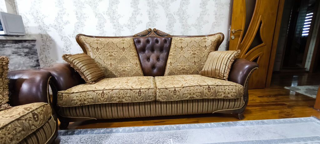 İşlənmiş, Klassik divan, 2 kreslo, Divan, Bazasız, Açılmayan — Yumşaq mobilya dəstləri, Bakı (5)