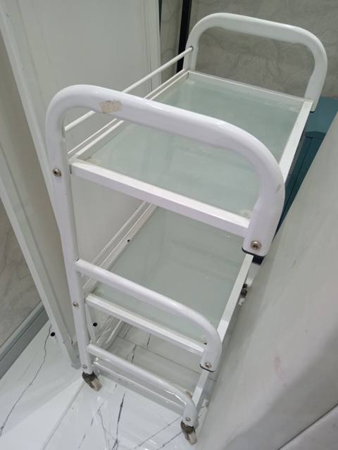 Ağ rəngli metal servis arabası/rəf arabası - 3 mərtəbəli quruluş — 45 ₼ · Баку · Salon mebeli Ağ rəngli metal servis arabası/rəf arabası - 3 mərtəbəli quruluş — Баку