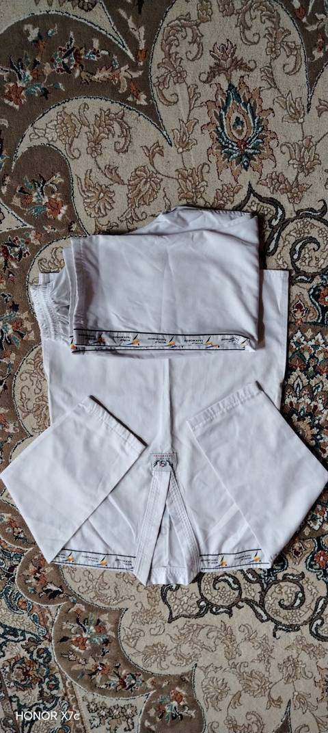 Taekvondo dəsti təp təzədi 1hefte geyinilib heçbir cırığı zədəsi — 58 ₼ · Баку · İdman və istirahət Taekvondo dəsti təp təzədi 1hefte geyinilib heçbir cırığı zədəsi — Баку