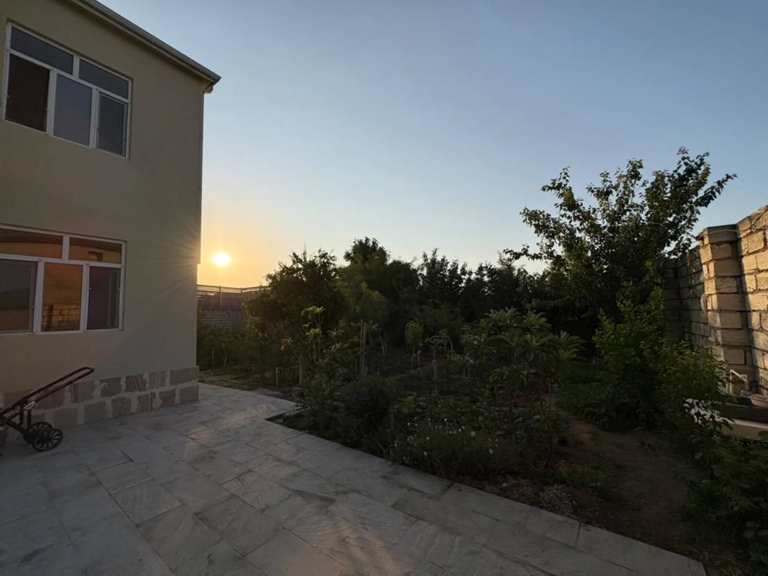 For sale: 4-room house / Cottage / Villa, 190 m² — Ev, villa, Bakı (2)