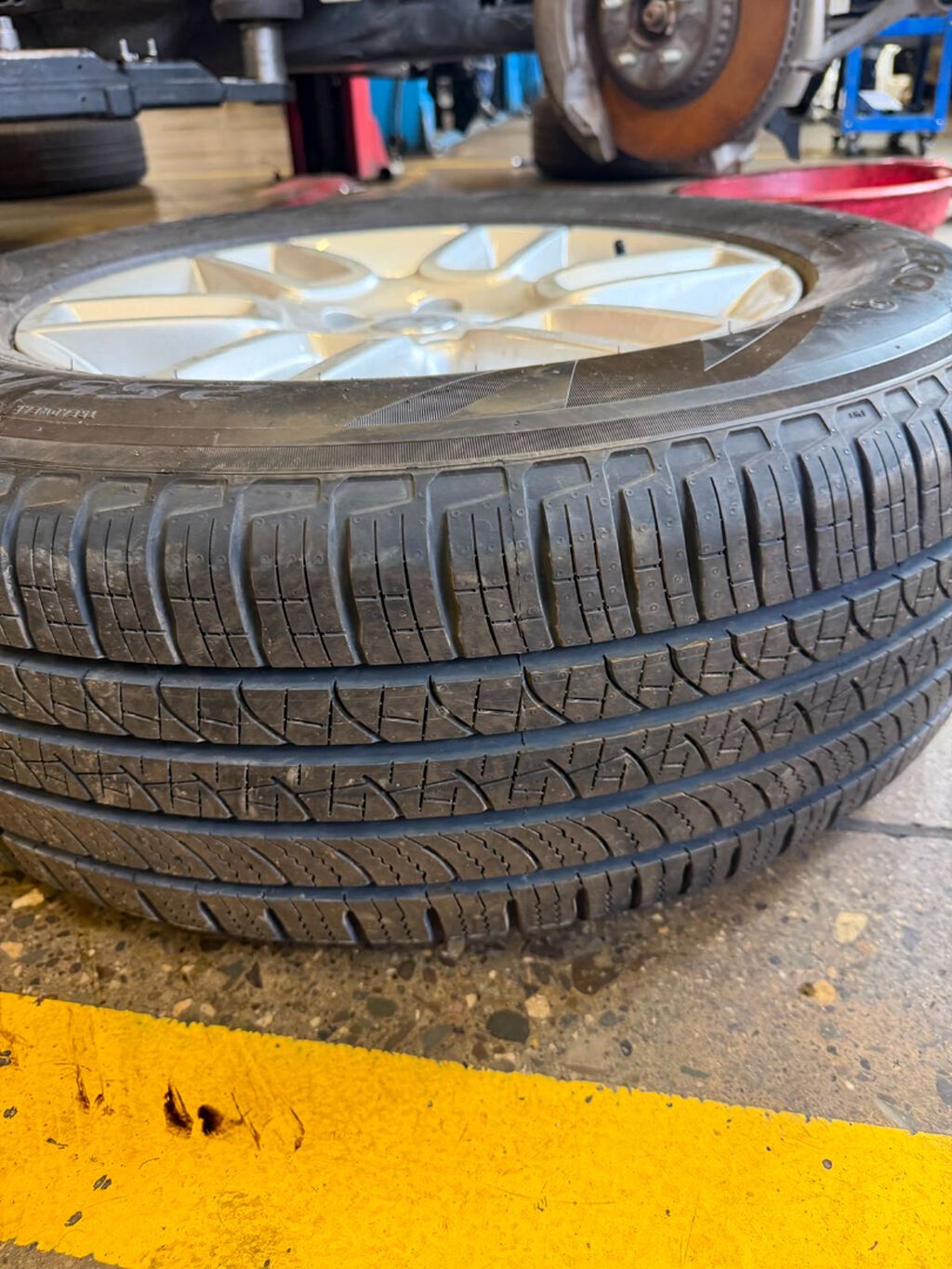 Land Rover orijinal yüngül lehimli disk + Pirelli təkər komplekti — Diskləri, Bakı (7)