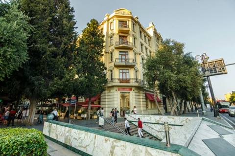 İcarəyə verilir 2 otaqlı köhnə tikili 70 m² — Баку