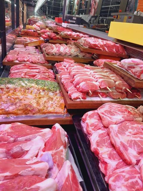 Türkiye den yeni taşındım sipesiyal steakhosue çeşitlerim kasap reyon — 2 500 ₼ · Bakı · Qida məhsulları Türkiye den yeni taşındım sipesiyal steakhosue çeşitlerim kasap reyon — Bakı