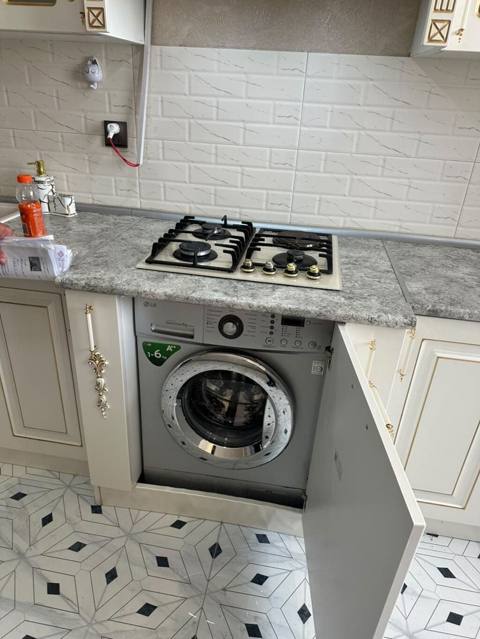 Nesrin. lc 6 kq 230 AZN qiymət sondu boş yerə nərahat etməyin tam — 230 ₼ · Saray · Çamaşır maşınları Nesrin. lc 6 kq 230 AZN qiymət sondu boş yerə nərahat etməyin tam — Saray