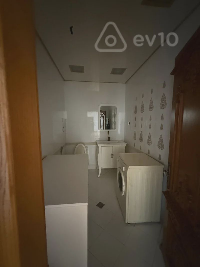 For sale: 3-room apartment (new building), 150 m² — Mənzil, Bakı (9)