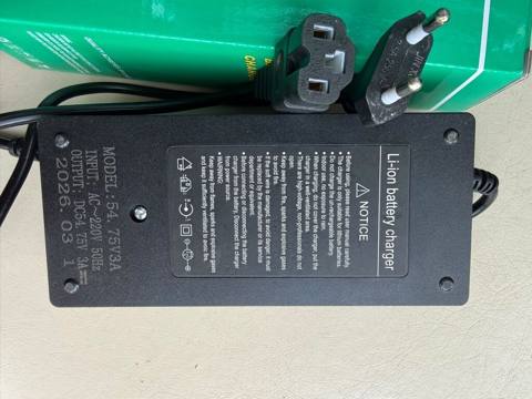 Li-ion/Litium Batareya Şarj Cihazı Model: 54.75V 3A (qutuda — Bakı