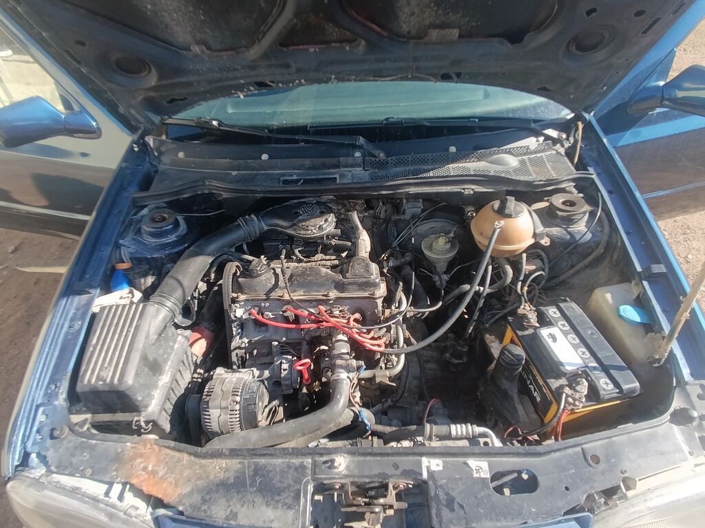 Volkswagen Golf, 1993 yil 90-DU-167 — Avtomobillər, Bakı (3)