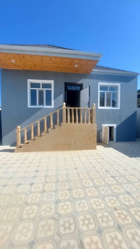 Satılır: Həyət evi - Ümumi təsvir: Bir mərtəbəli həyət evi, daş — Баку
