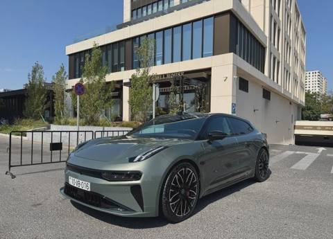 Zeekr 001, 2024 il, 32000 km, 100 L — Көліктер