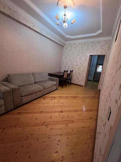 Yeni Yasamalda 60 m² 2 Otaqlı Təmirli Və Əşyalı Kirayə Mənzil — Baku
