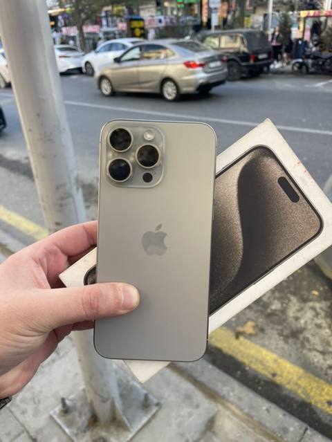 IPhone 15 Pro, Natural Titanium, Face ID — Баку