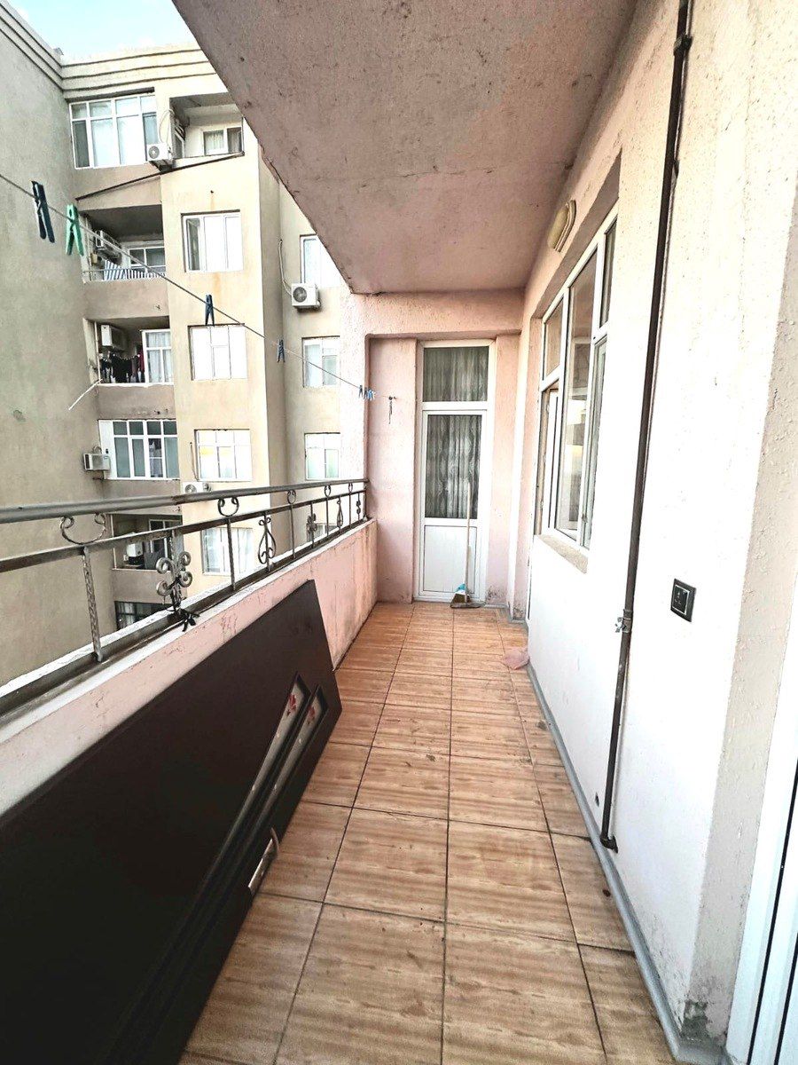 For sale: 2-room apartment (old building), 83 m² — Mənzil, Bakı (11)