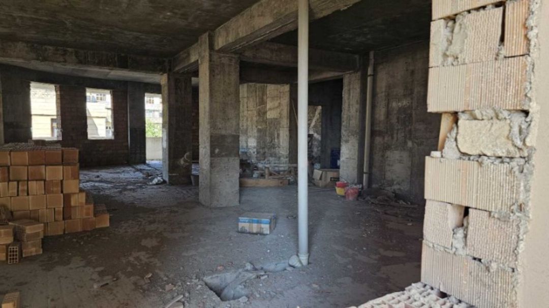 For sale: 4-room apartment (new building), 209 m² — Mənzil, Bakı (7)