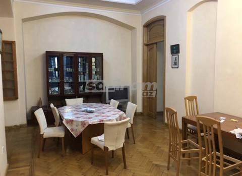 Tarqovuda mənzil satılır — 5 000 ₼ · Баку · Daşınmaz əmlak Tarqovuda mənzil satılır — Баку