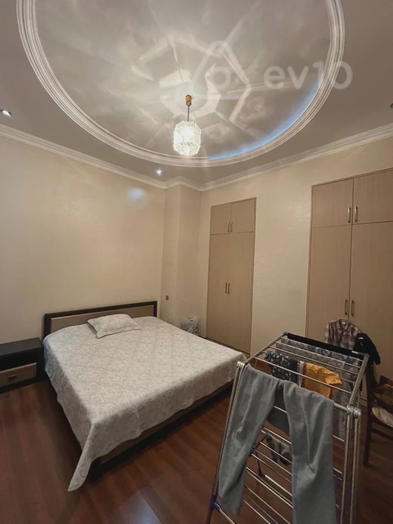 For sale: apartment (old building), 270 m² — Mənzil, Bakı (4)