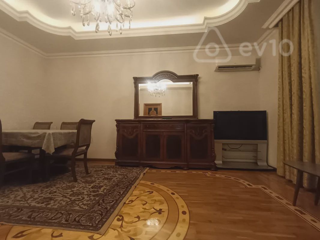 For rent: 3-room apartment (old building), 99 m² — Mənzil, Bakı (2)