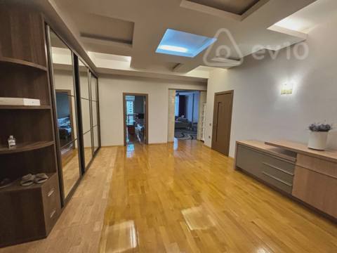 3 otaqlı mənzil, 150 m², Koroğlu Rəhimov küçəsi — Baku