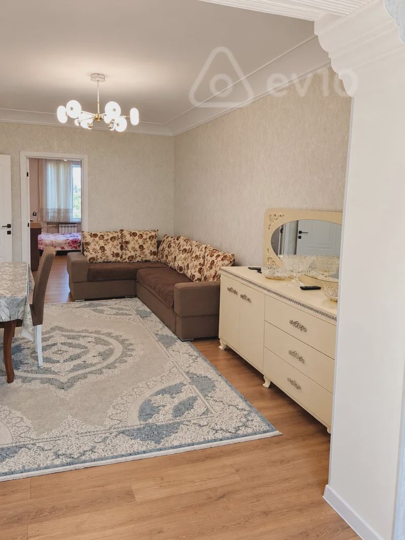 For sale: 3-room apartment (old building), 70 m² — Mənzil, Bakı (2)
