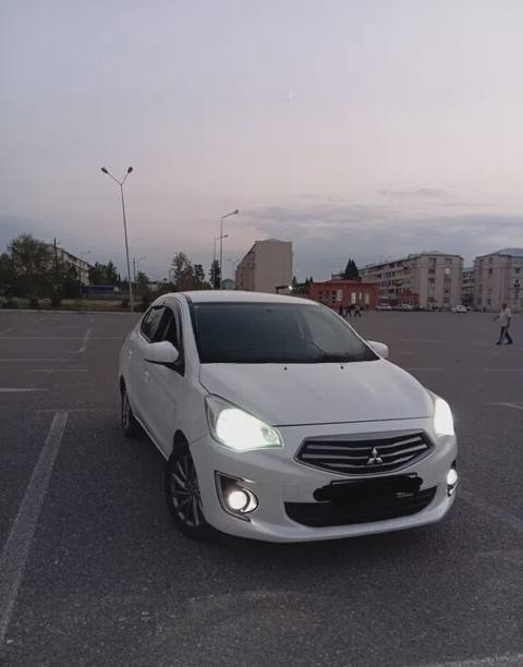 Mitsubishi Attrage, 2015 il, 180000 km, 1.2 L — Avtomobillər