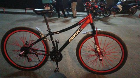 BMX GTR velosiped - Zərif qara-qırmızı dizayn, iri “BMX” loqosu - 29" — Баку