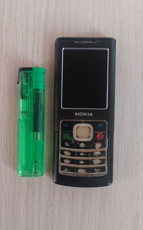 Nokia 2 GB Memory Capacity, rəng - Qara, Düyməli — Баку