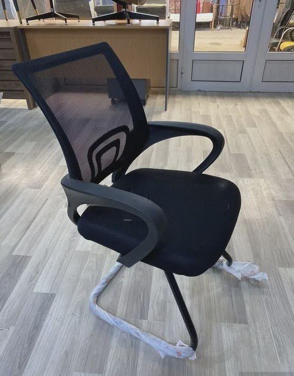Kreslo Qara rəng — Ofis mebeli, Bakı (2)