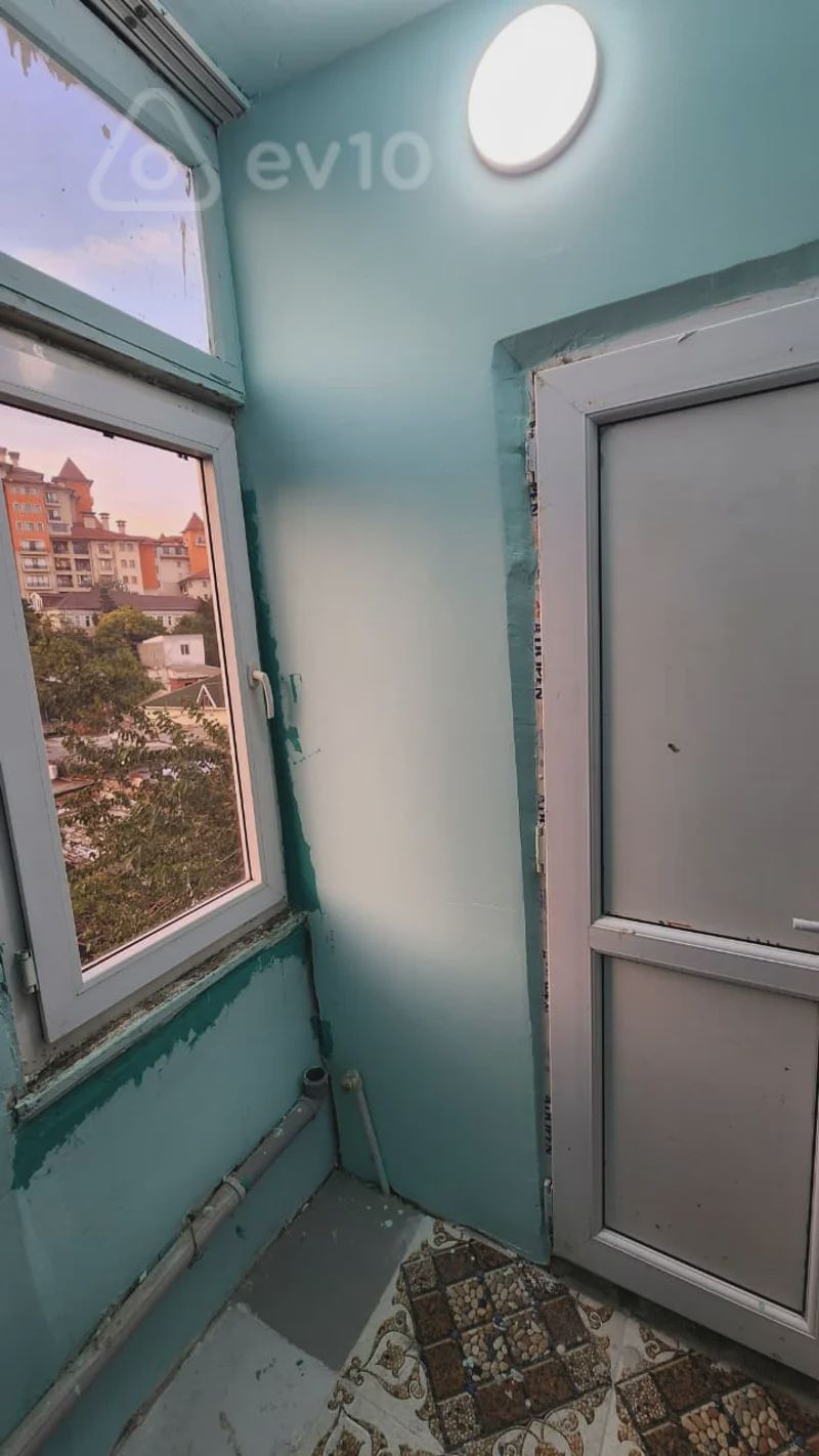 For sale: 1-room apartment (old building), 32 m² — Mənzil, Bakı (8)