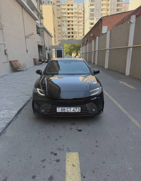 Toyota Camry, 2025 il, 11188 km, 1.016 L — Baku