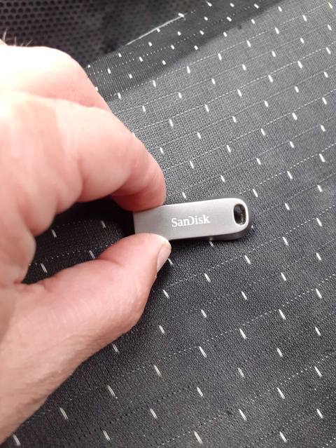 Flash kart Sandisk, 8 GB, USB 3.0, Yeni — Ganja