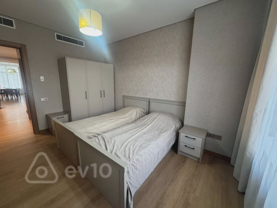 For rent: 4-room apartment (new building), 180 m² — Mənzil, Bakı (6)