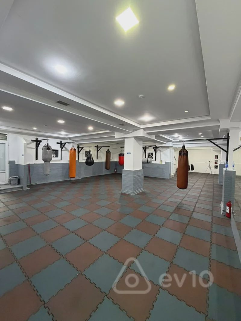For sale: commercial property, 220 m² — Əmlak, Bakı (8)