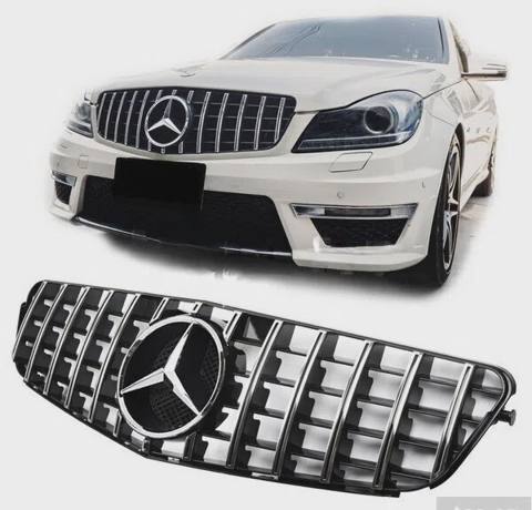 Radiator barmaqlığı Mercedes W204 — Баку