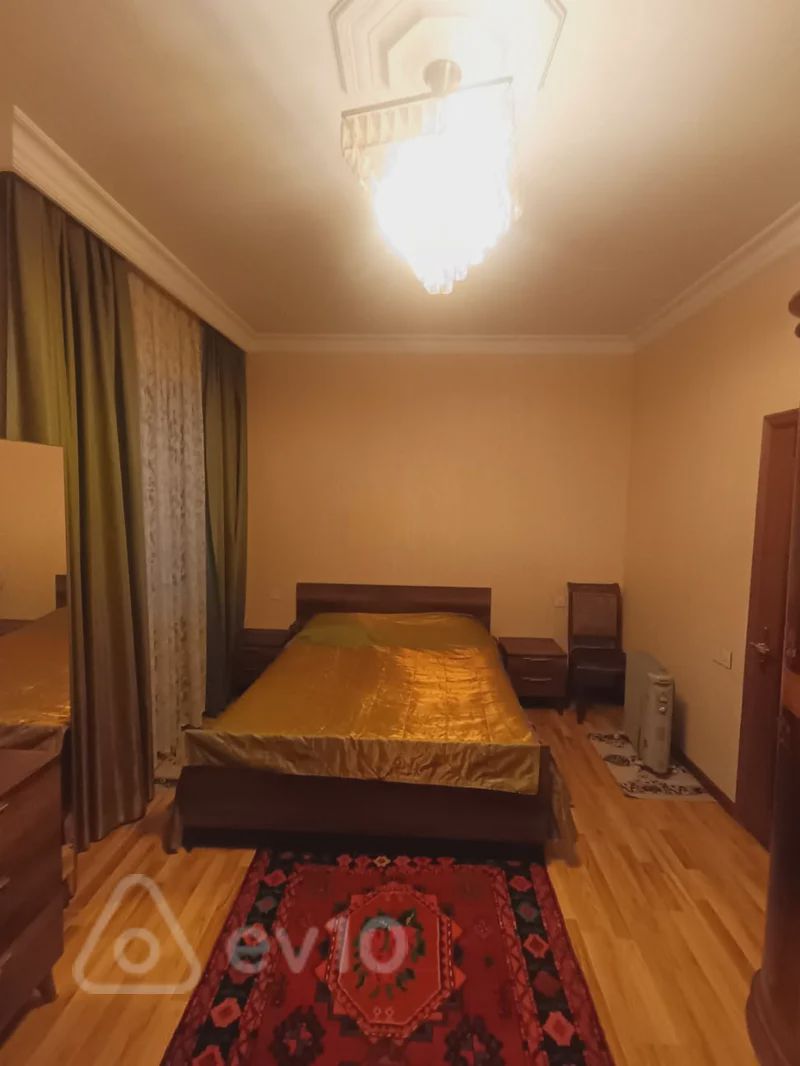 For rent: 3-room apartment (old building), 99 m² — Mənzil, Bakı (10)