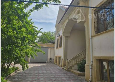 9 otaqlı həyət evi, 960 m², Bineqedi r-n M.Efendiyev 26 — Жылжымайтын мүлік