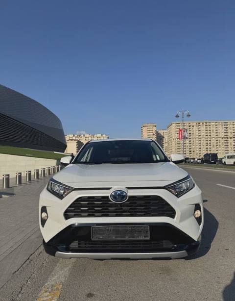 Toyota RAV4, 2022 il, 85000 km, 2.5 L — Baku