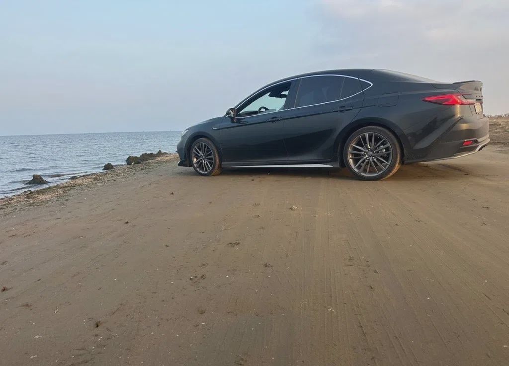 Toyota Camry, 2025 il, 10000 km, 1 L 77-ZO-011 — Avtomobillər (4)