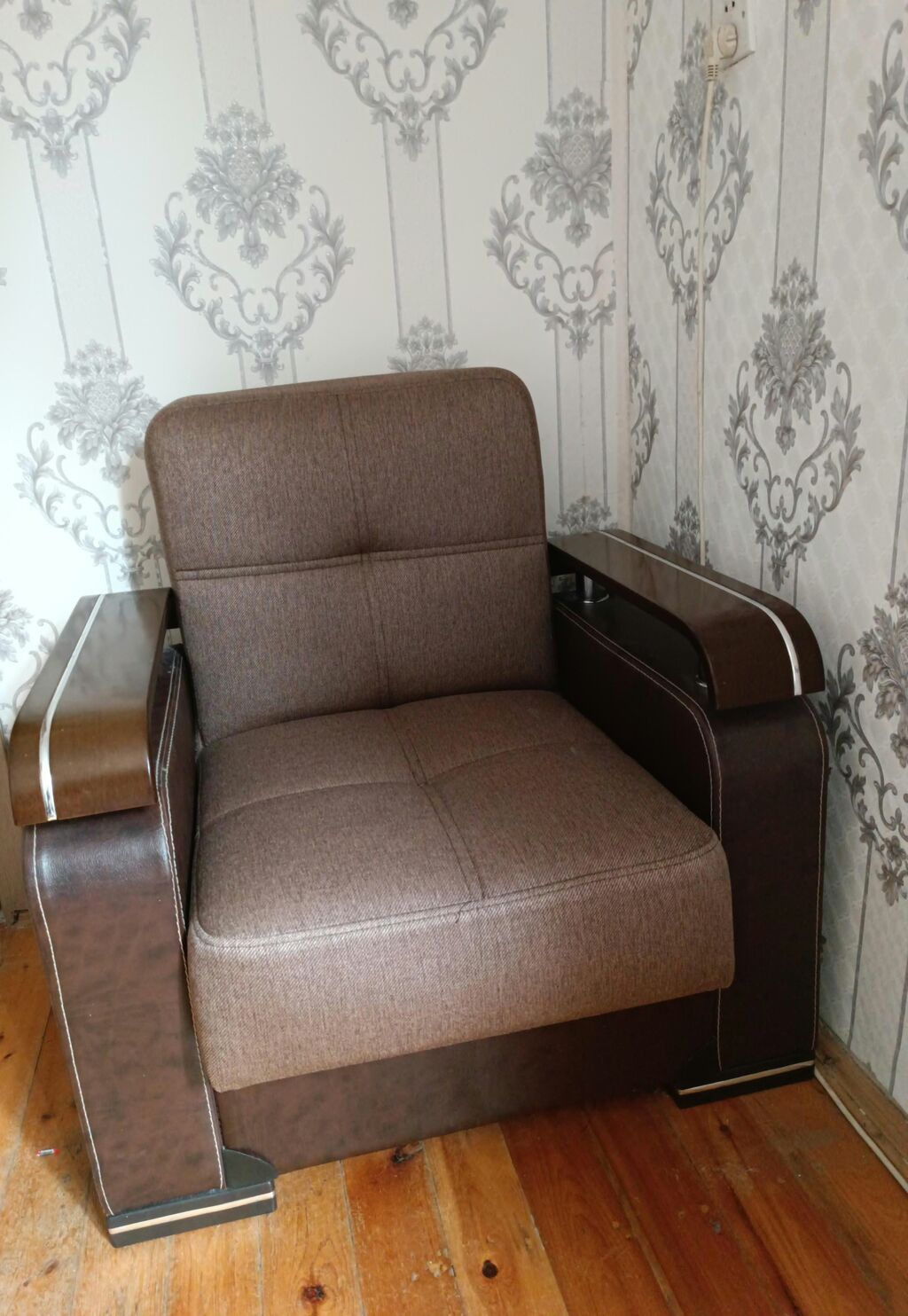 İşlənmiş, Divan-kravat, Bazalı, Açılan — Yumşaq mobilya dəstləri, Bakı (2)