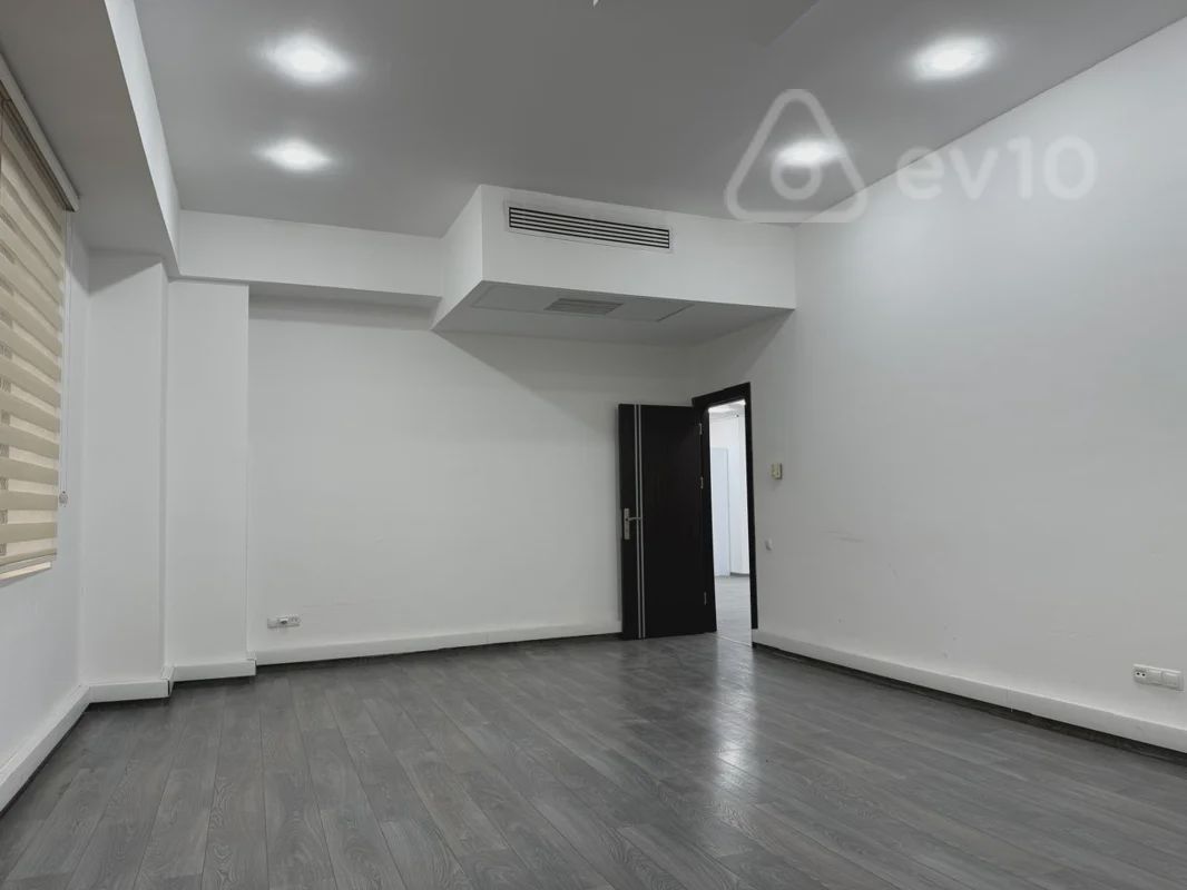 For rent: 4-room office, 250 m² — Ofis, Bakı (9)