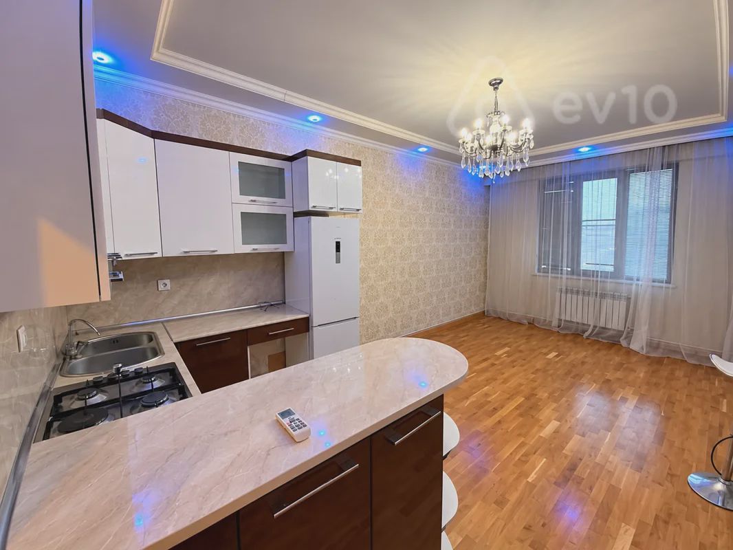 For sale: 2-room apartment (new building), 52 m² — Mənzil, Bakı (12)