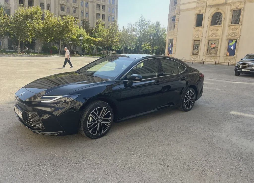 Toyota Camry, 2025 il, 5200 km, 1.016 L — Avtomobillər, Bakı (2)